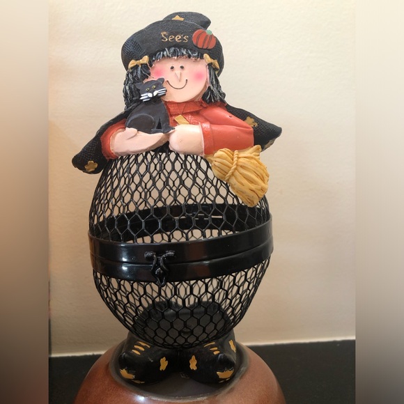 Halloween Candle Holder, Witch Candy Holder, Cookie Cutters - Picture 3 of 16